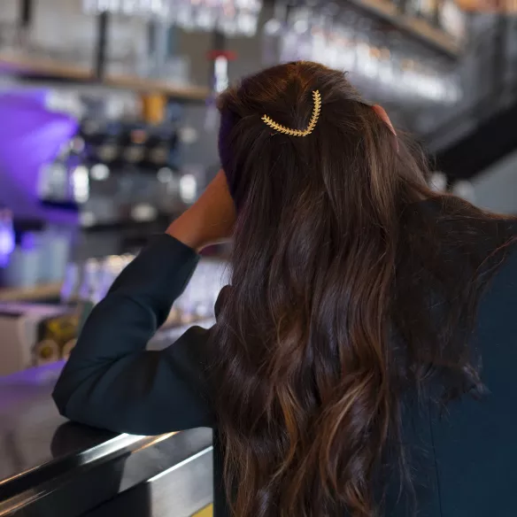 GYPSO I Barrette cheveux gémétrique triangle - Eve - Doré