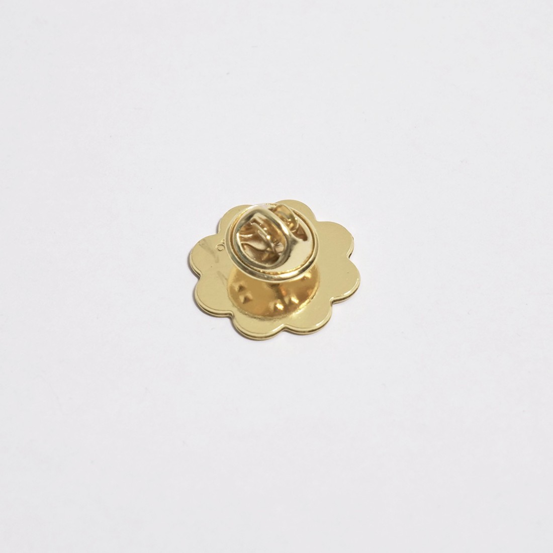 GYPSO I "Grigri" enamelled fine gold lucky charm pin