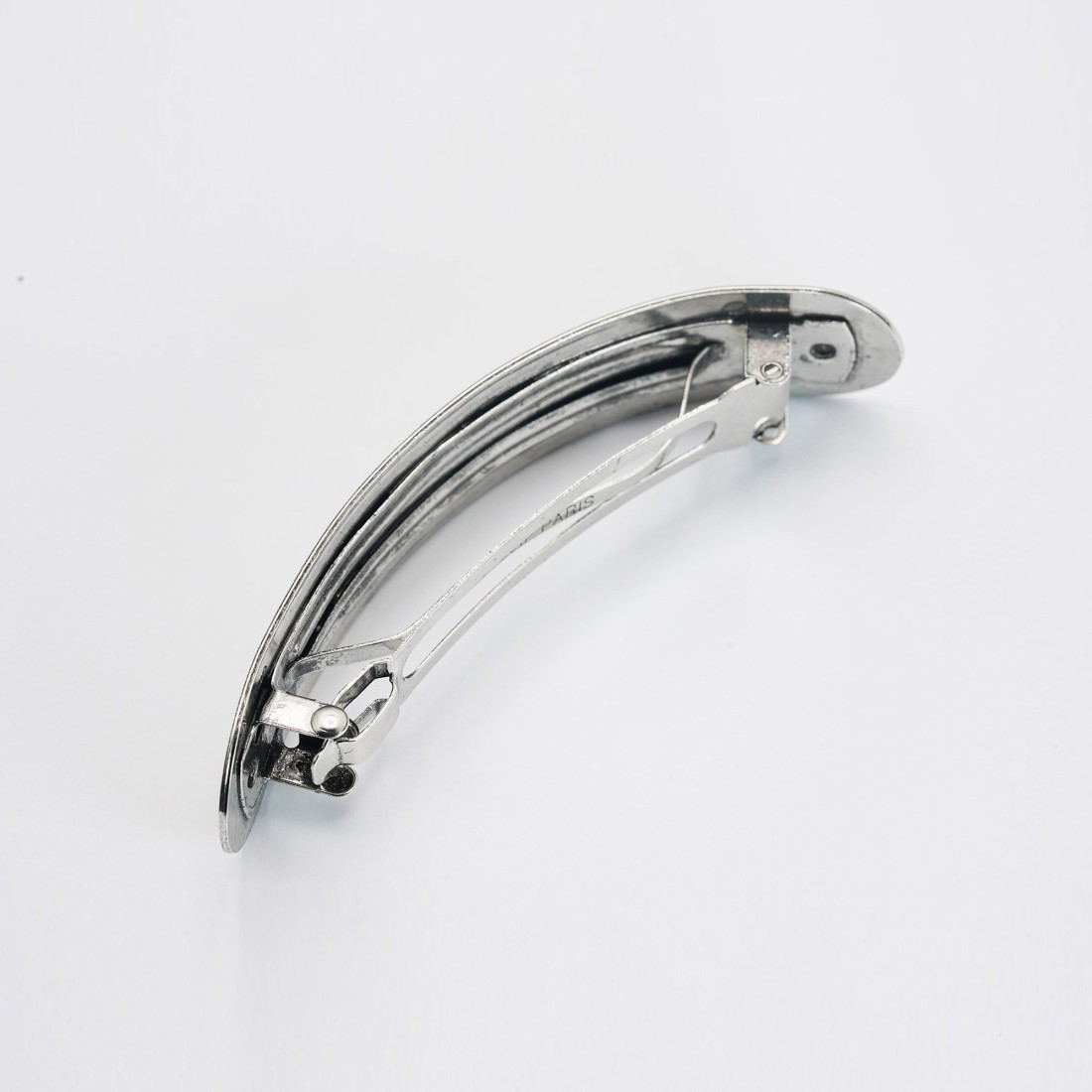 Grande barrette cheveux Suzanne – Maintien et style